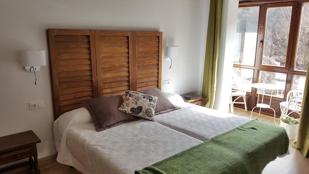 Hostal Nevandi Espinama Εξωτερικό φωτογραφία